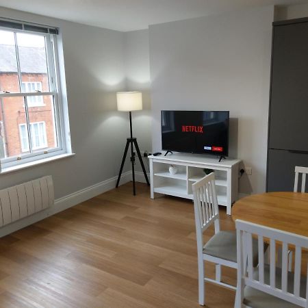 27 High Street Apartments Husbands Bosworth Bagian luar foto