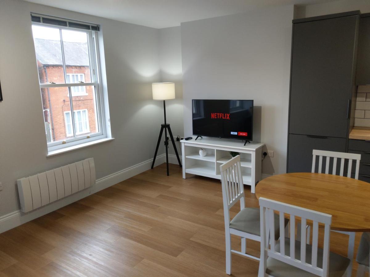27 High Street Apartments Husbands Bosworth Bagian luar foto