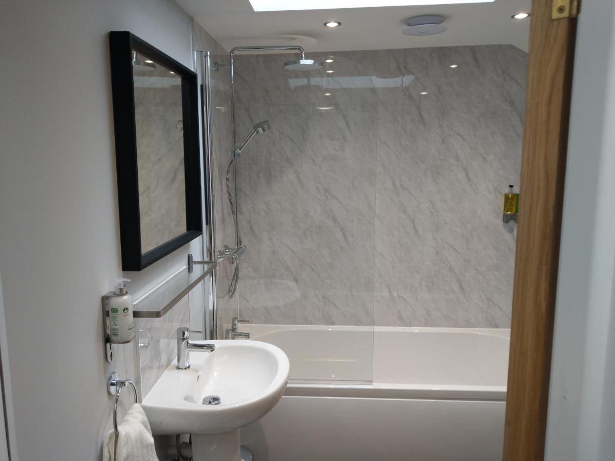 27 High Street Apartments Husbands Bosworth Bagian luar foto