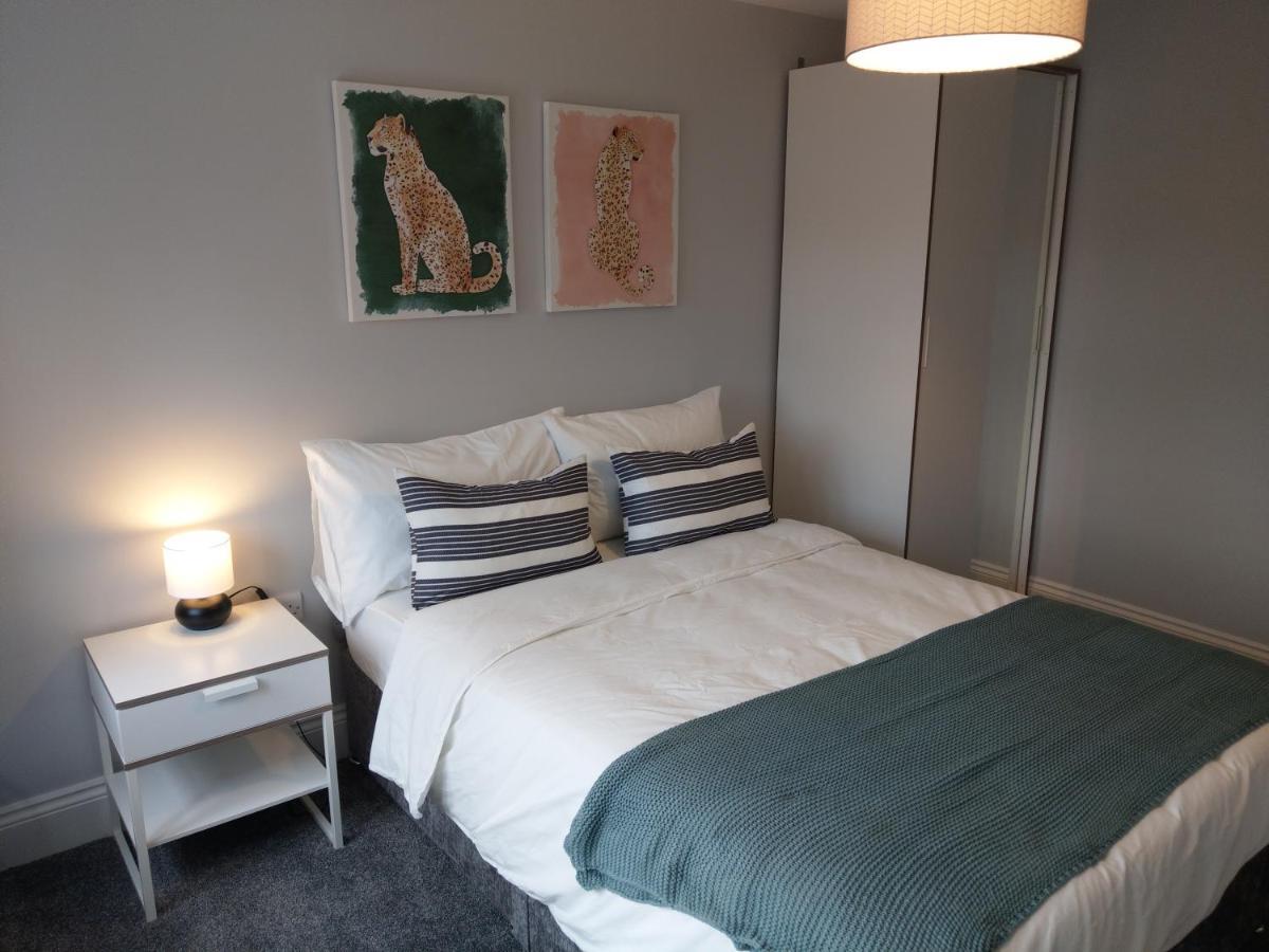 27 High Street Apartments Husbands Bosworth Bagian luar foto