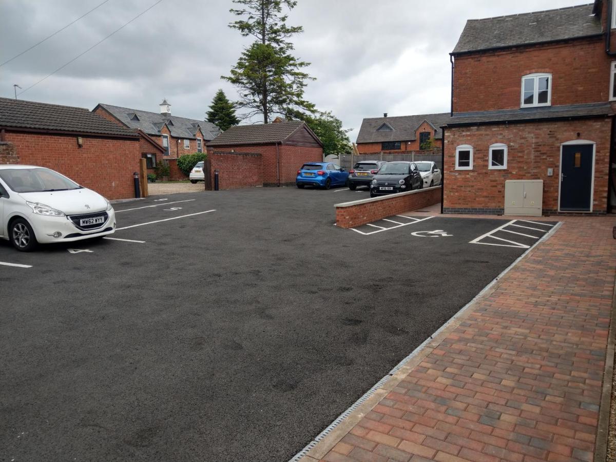 27 High Street Apartments Husbands Bosworth Bagian luar foto