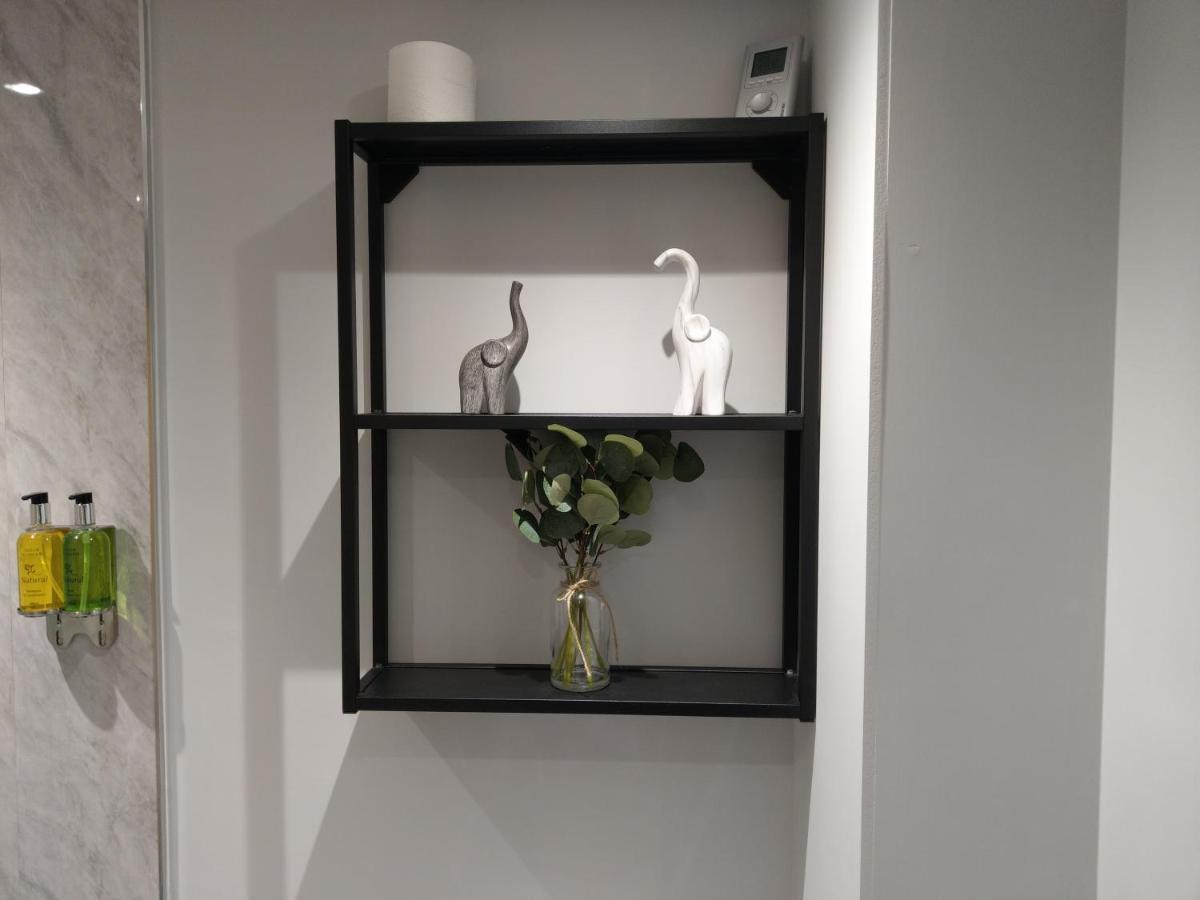 27 High Street Apartments Husbands Bosworth Bagian luar foto